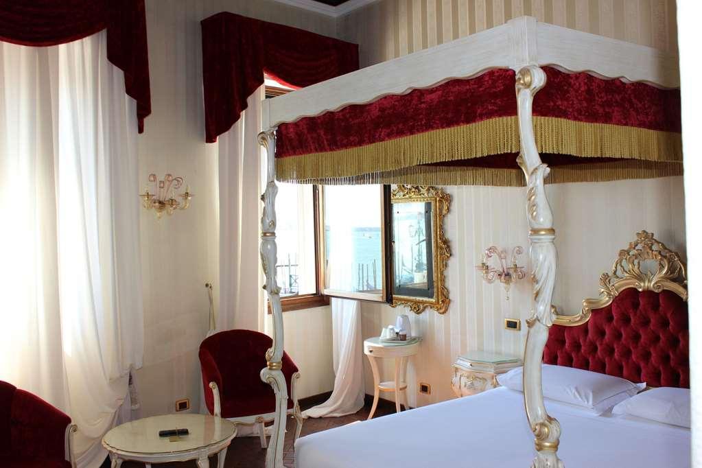 Savoia & Jolanda 4* Venecia